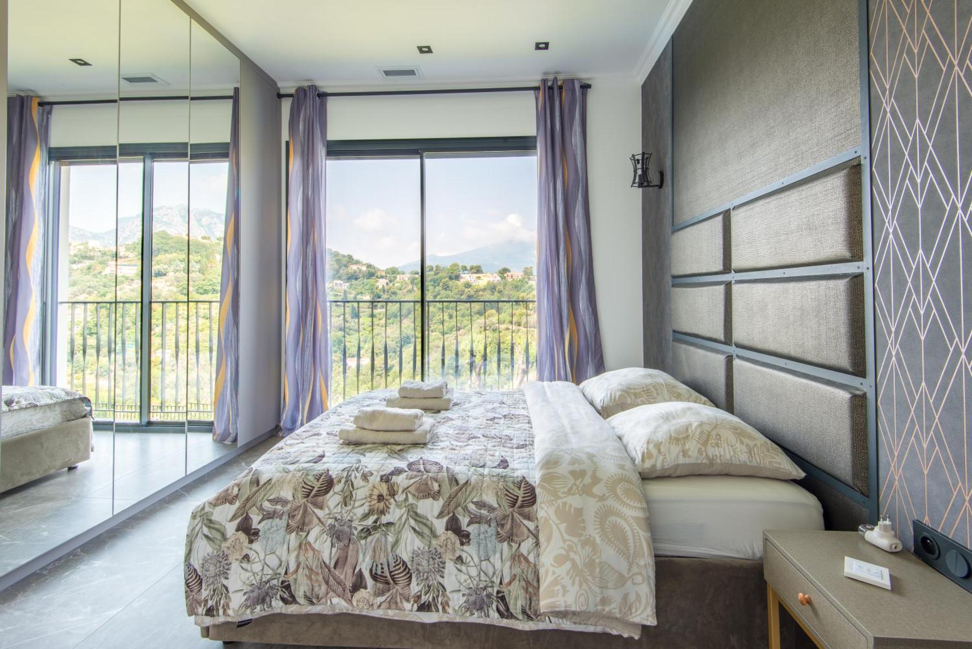 Jolie Maison Au Calme Menton Exterior foto